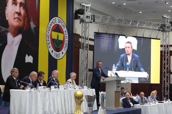 Fenerbahçe İmza Kampanyasında Rakamları Açıkladı: Taraftardan Büyük Destek